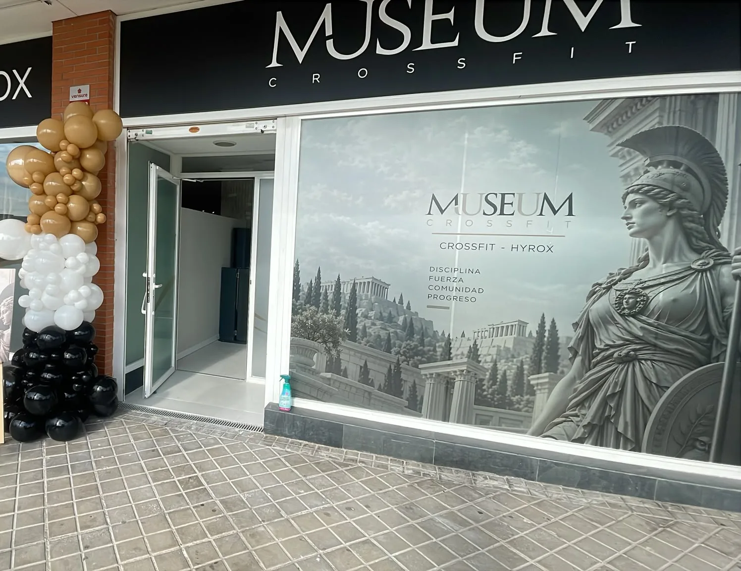 Fachada de Museum CrossFit · Hyrox en Arroyomolinos